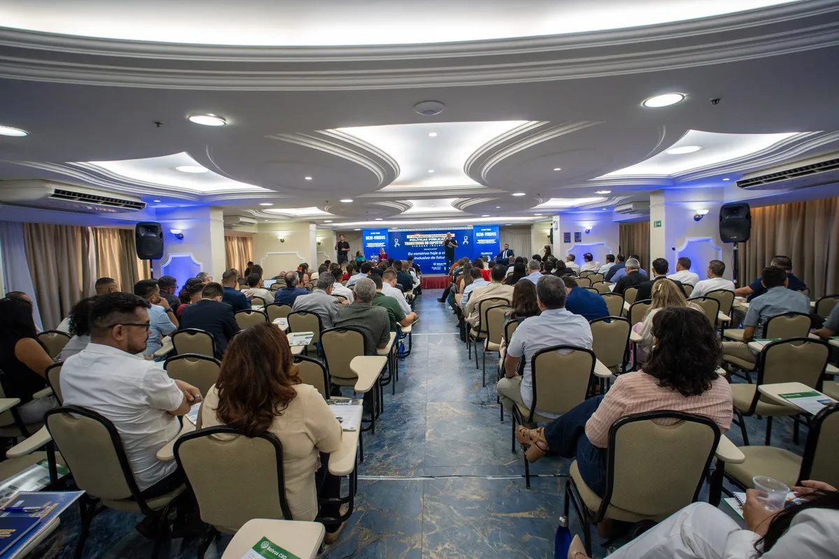 Salão lotado durante o I Congresso do TEA em Brasília
